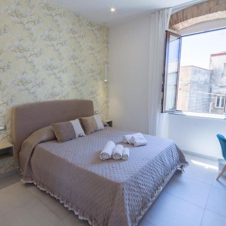 Villa Valverde Apartments E B&B Taormina Ngoại thất bức ảnh