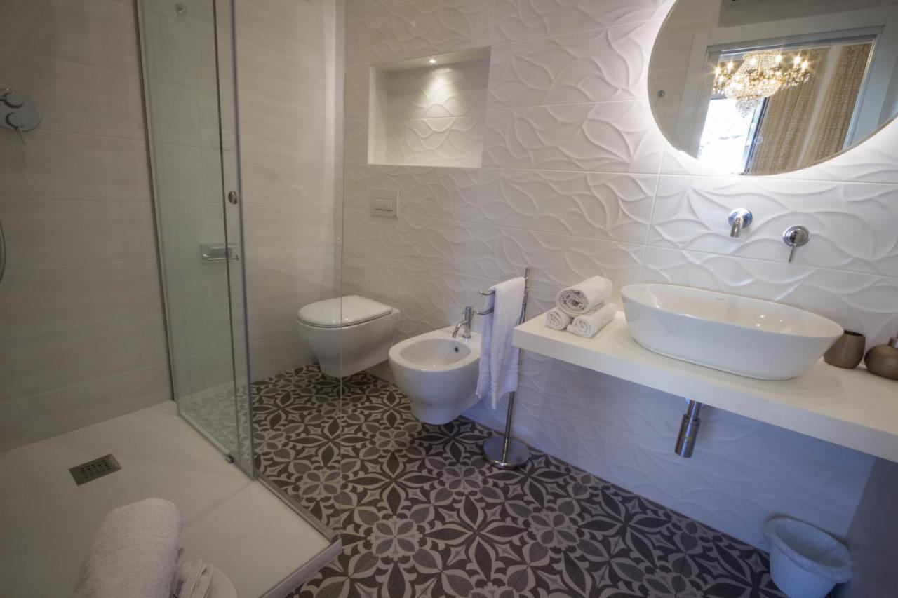 Villa Valverde Apartments E B&B Taormina Ngoại thất bức ảnh